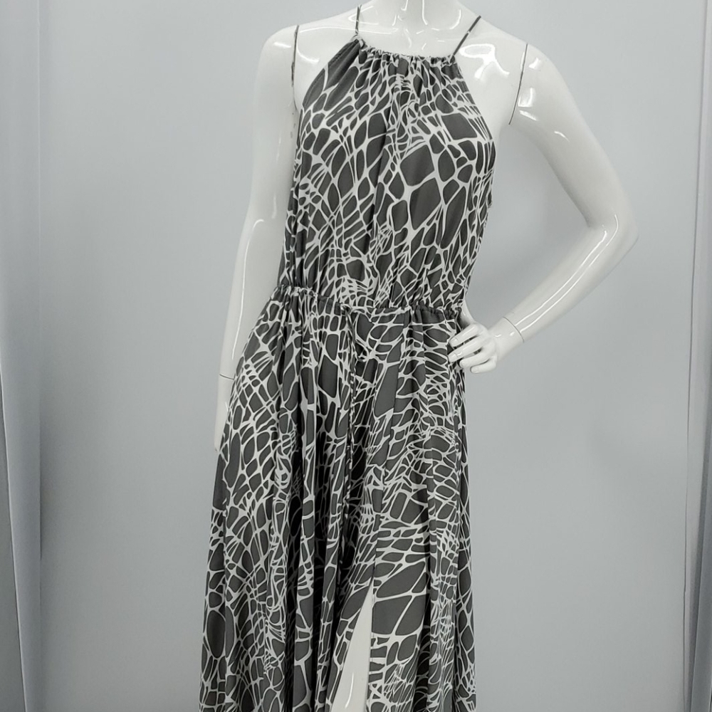 LULU'S Essence of style gray white maxi dress